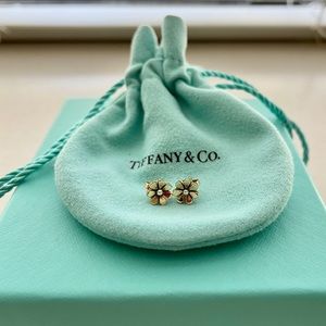 Tiffany Daisy earrings